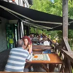 Hotell Teuta Palace Dom Faletici Sarajevo