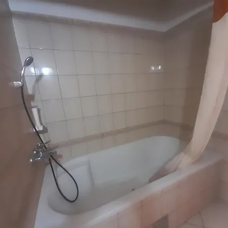 Teuta Palace Dom Faletici